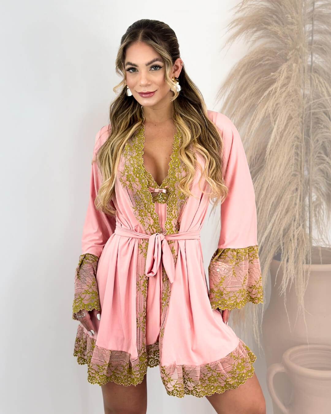 Conjunto Lady Primrose - Camisola + Robe e Calcinha